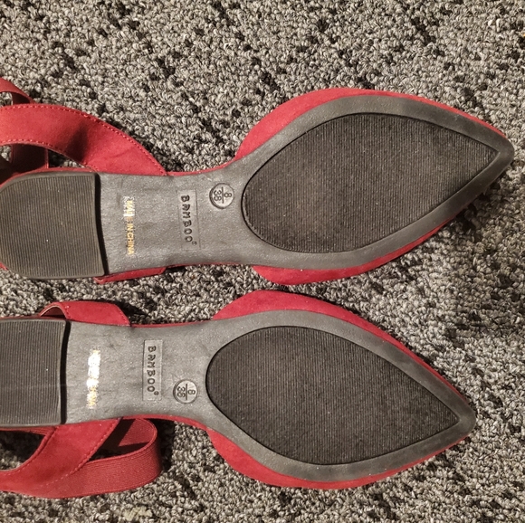 Red flats - Picture 3 of 3